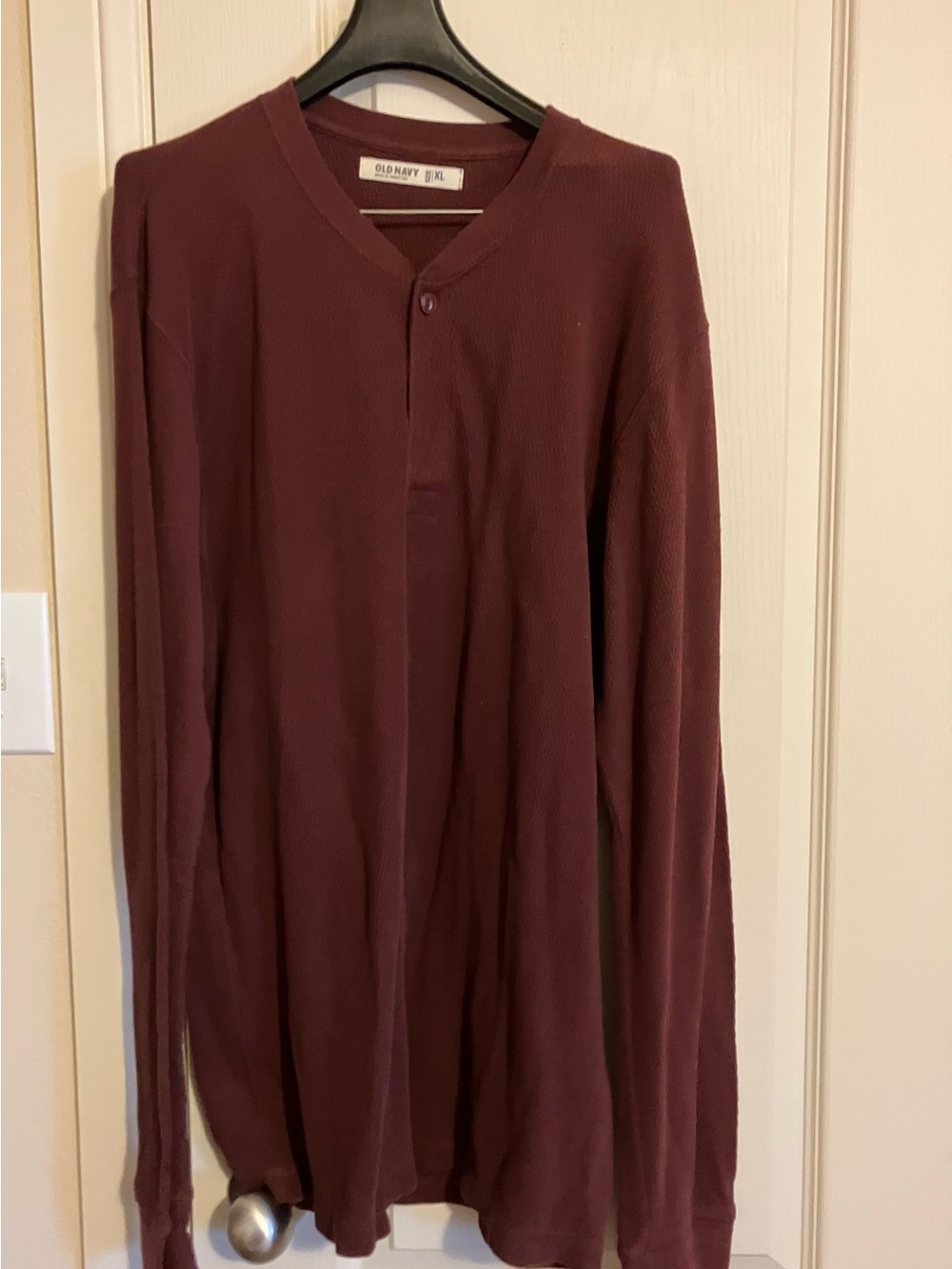 Old Navy Men's Maroon Waffle-Knit Henley